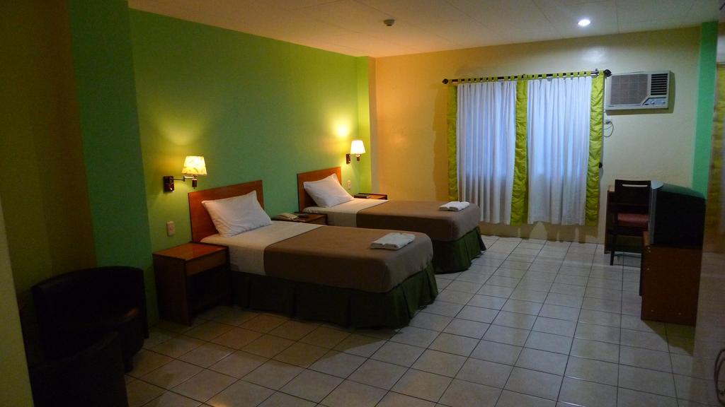 Sequoia Inn Davao City Cameră foto